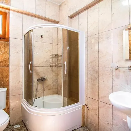 ホテル Kayakoeyde 8 Kisilik Havuzlu Muhafazakar 4*